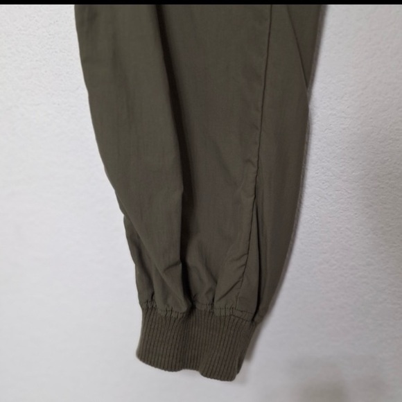 Gramicci Green Gorpcore Zip Pockets Loose Fit
Grunge Jogger Pants Size 8 - Picture 5 of 11